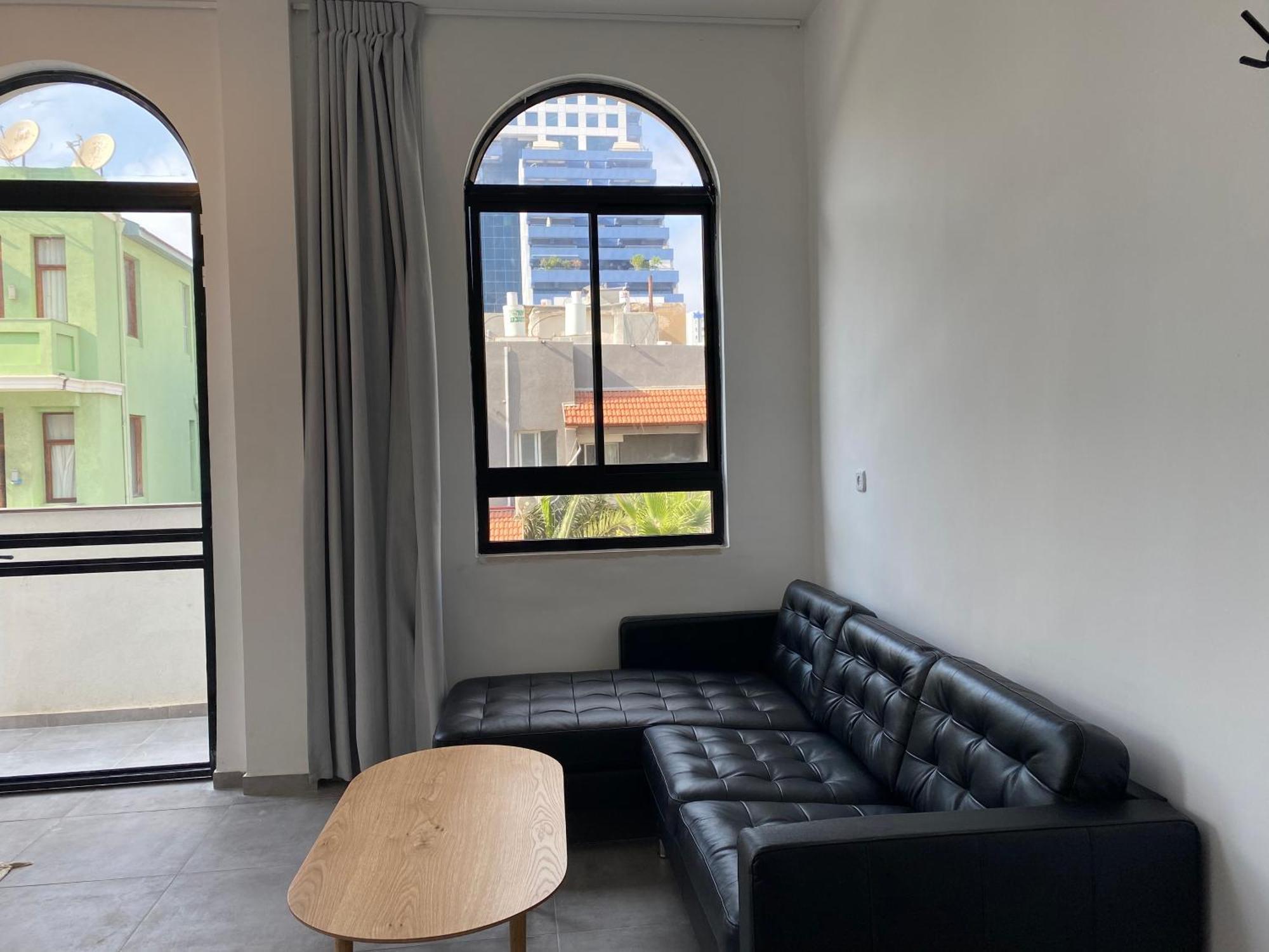 Yona 8 Bed & Breakfast Tel Aviv Room photo
